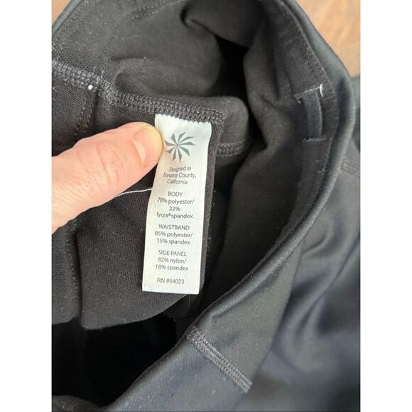 Athleta Black Zipper Pocket 29” Leggings Small - Picture 5 of 7